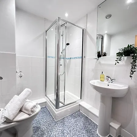 Marsh House - 2 Bedroom In The Heart Of The Апартаменты Бристоль