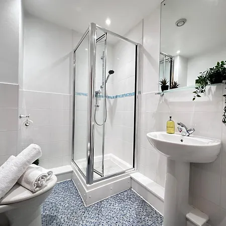 Апартаменты Marsh House - 2 Bedroom In The Heart Of The *